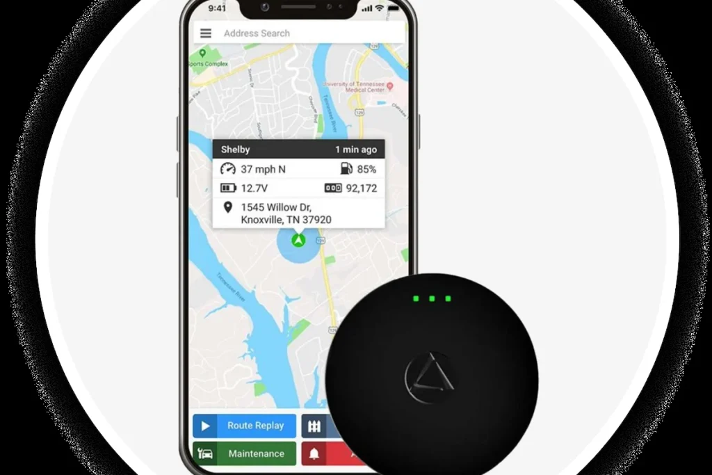 IoT asset tracking device for logistics and supply chain
