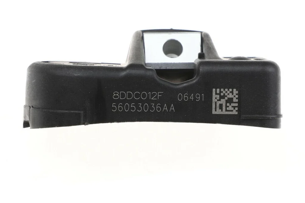 Smart tire pressure monitoring electronic device