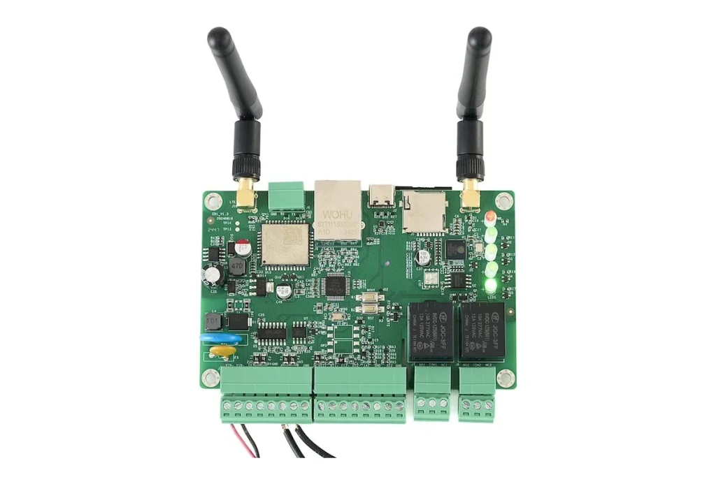 IoT connected products and wireless sensors designed for efficient power use and data connectivity